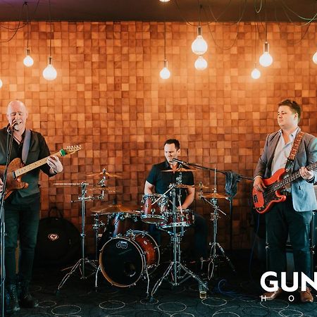 Gunyah Hotel Belmont Esterno foto